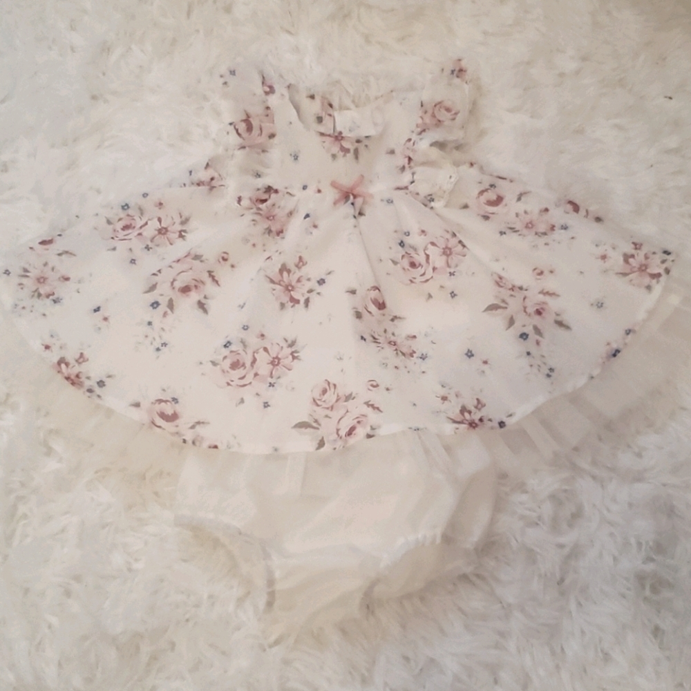 Infant dress with bloomers